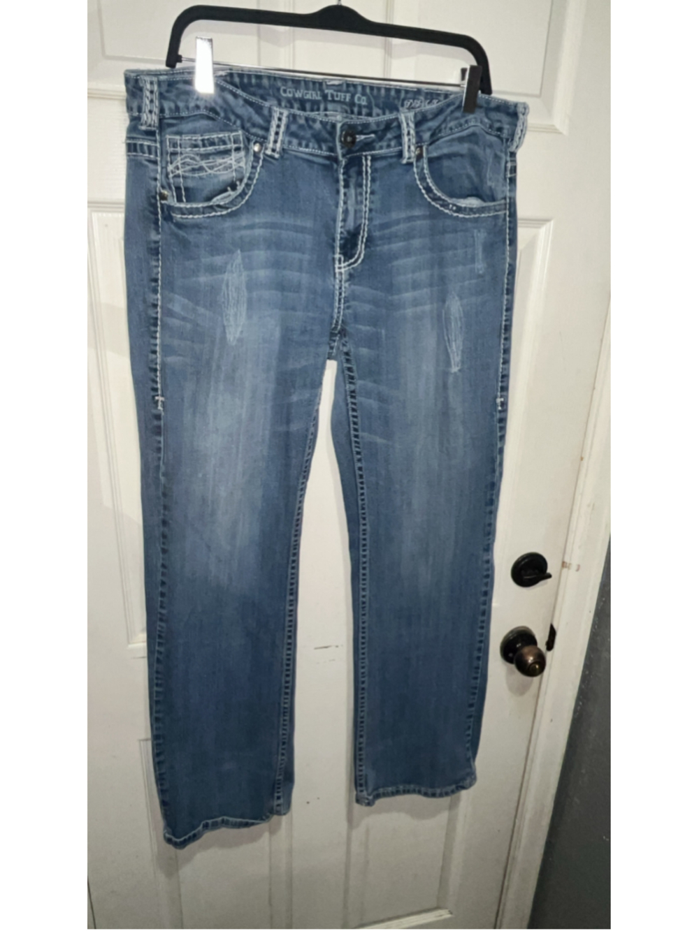Women's Cowgirl Tuff Co. Boot Cut Jeans Blue Size 35